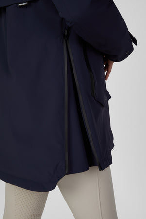 Pikeur WATERPROOF PARKA veste d'équitation, coloris nightblue, porté, détail