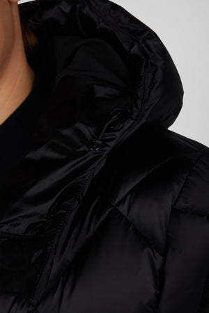 Pikeur QUILTDIAMOND COAT manteau d'équitation, coloris noir, porté, détail