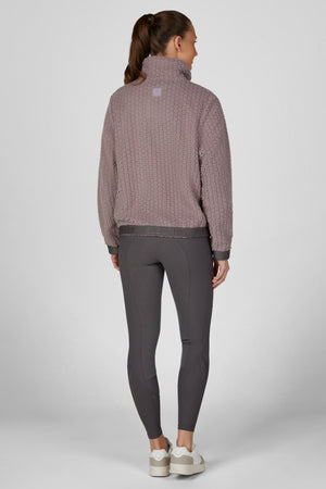 Pikeur Veste polaire VELVETKNIT, coloris ash mauve, porté vue de dos