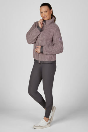 Pikeur Veste polaire VELVETKNIT, coloris ash mauve, porté vue de face