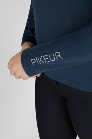 Pikeur ZIP SHIRT polo de concours, coloris navy blue, porté, détail