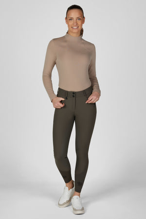 Pikeur ROLLNECK sous-pull technique, coloris mocha cream, porté vue de face