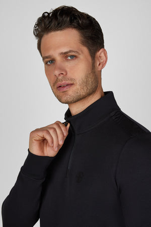 Pikeur SWEATER sweat d'équitation, coloris noir, porté, détail