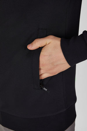 Pikeur SWEATER sweat d'équitation, coloris noir, porté, détail