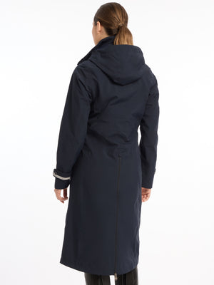 IT03571_studio_Ameliewaterprooflightweightridingcoat_Navy_0004