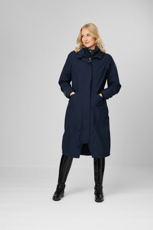IT03571_studio_amelielightwieghtridingcoat_navy_2