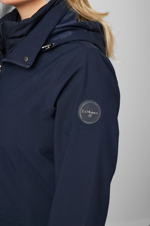 IT03571_studio_amelielightwieghtridingcoat_navy_5