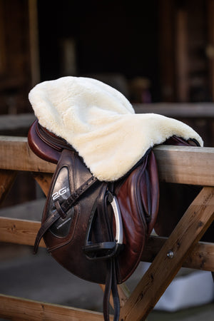 IT03702_lifestyle_simuwoolseatsaver_natural_3