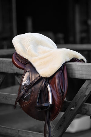 IT03702_lifestyle_simuwoolseatsaver_natural_4