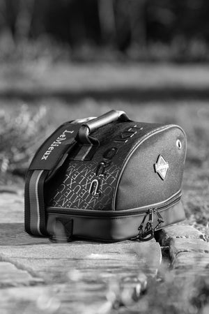 IT03772_lifestyle_prohatbox_black_2