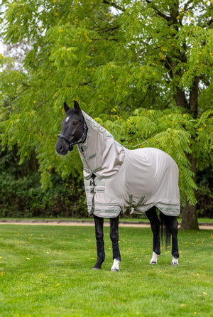 IT04128_lifestyle_arikaarmour-tekflyrug_stone_3