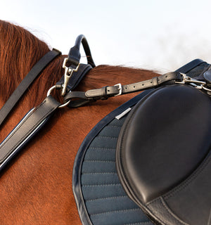 Collier de Chasse Horseware Micklem® avec Attache Martingale