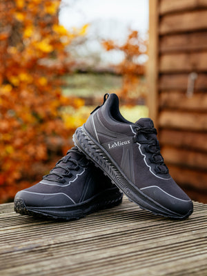 Sneakers Trax Viva LeMieux portées