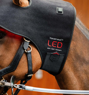 Bonnet de Luminothérapie LED Rouge Horseware® Poll Cap