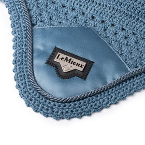 Bonnet Loire bleu glace, détail