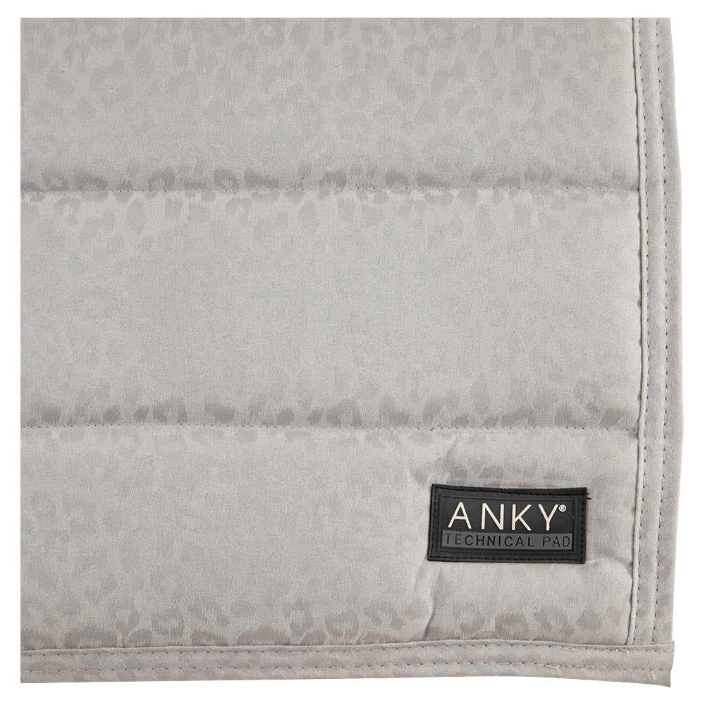 Anky – Tapis de Dressage Anky été 2021 Dressage Candy Pink  | Sellerie Bucéphale