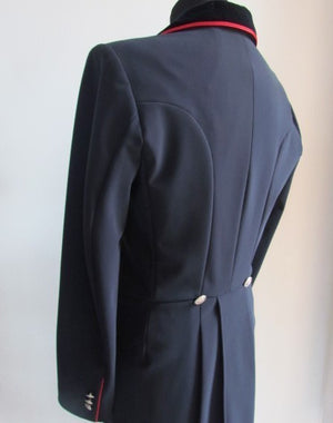 Lamantia Couture – Frac Lamantia Couture homme bleu nuit et rouge sur-mesure   | Sellerie Bucéphale