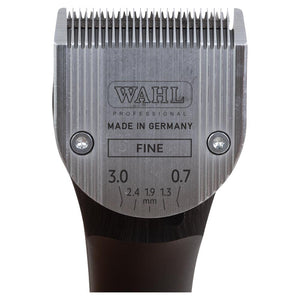 Tondeuse Wahl Admire 1877 et sa mallette d'accessoires