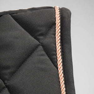 Back on Track – Tapis de Dressage Haze collection Back on Track Beige Pur-Sang (Cob)  | Sellerie Bucéphale