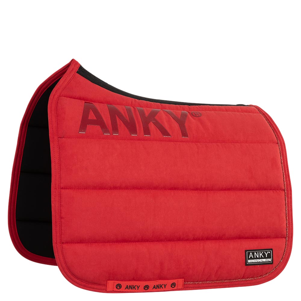 Anky – Tapis Anatomic Tech Dressage Rouge Dressage  | Sellerie Bucéphale