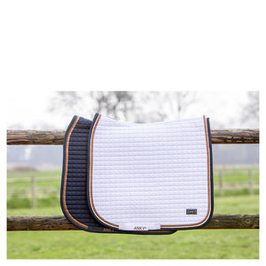 Anky – Tapis de selle ANKY® Cotton Twill Dressage  | Sellerie Bucéphale