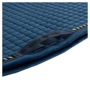 Tapis de dressage Anky Velvet Legion Blue détail passant | Sellerie Bucéphale