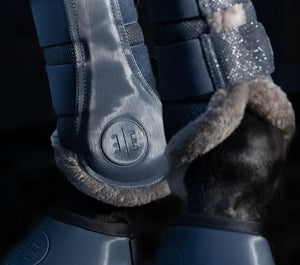 Eskadron – Cloches SOFTSLATE Essence 22/23 M Black (Noir)  | Sellerie Bucéphale