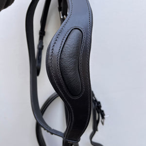 Bride Stallmeister Döbert Noir full détail têtière | Sellerie Bucéphale