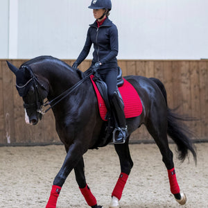 Le Mieux – Tapis de Dressage Suede Square LeMieux Chili Dressage  | Sellerie Bucéphale